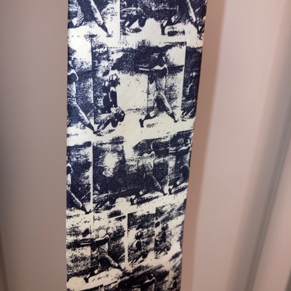 Vintage Andy Warhol Flammation Men's Silk Tie - Picture 2 of 11